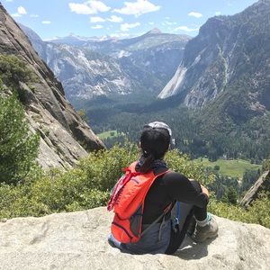 Meet your Posher, Yanie